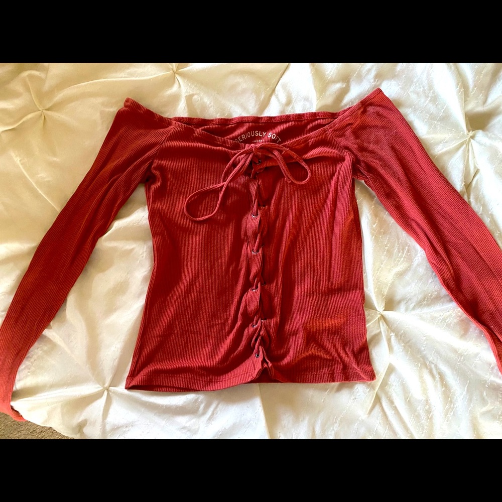 No shoulder long sleeve